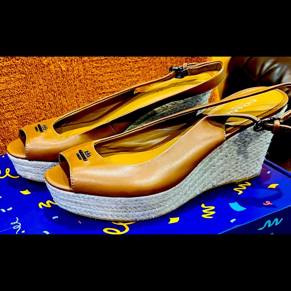 COACH LEATHER WEDGES 8.5